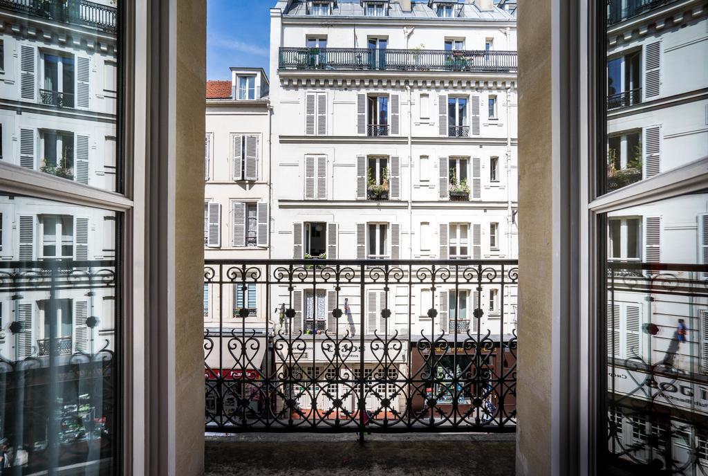 Hotel Delambre Paris Exterior photo